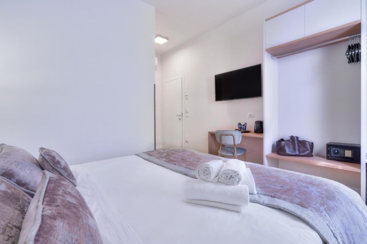 Hotel Cosmos Флоренция Экстерьер фото